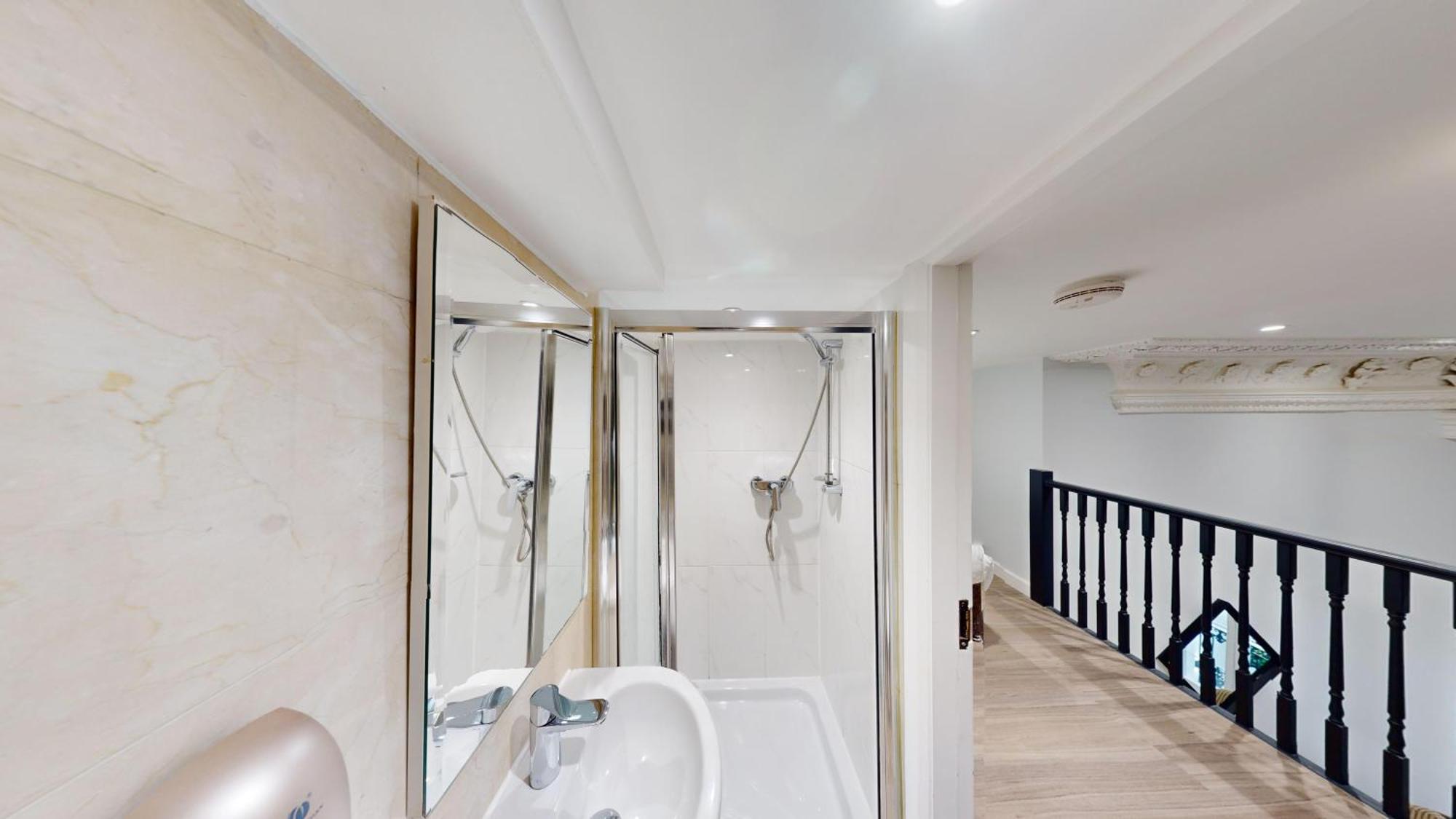 Msk Premium Apartment London Luaran gambar